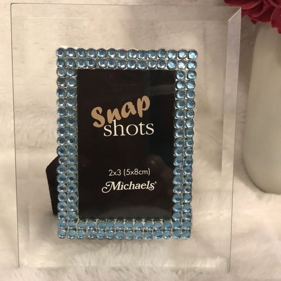Snap Shots Clear Glass Blue Bedazzled Picture Frame Holds 2” x 3” Photo NWT - Picture 5 of 6
